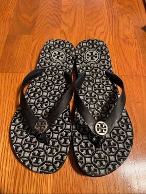 Tory Burch Black and Gray Logo Pattern Flip Flops